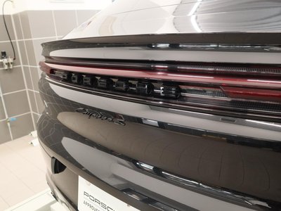 2024 Porsche CAYENNE 照片 10