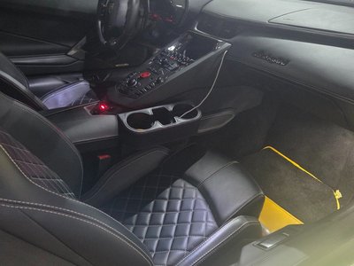 2019 Lamborghini AVENTADOR — фото 4