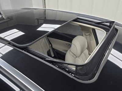 2023 Genesis GV70 — миниатюра 27