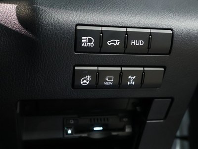 صورة مصغرة 29 لـ 2021 Lexus RX