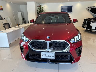 2025 BMW X2 photo 2
