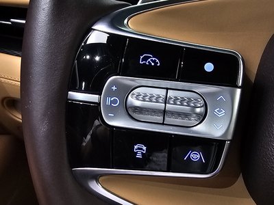 2023 Genesis G90 (RS4) thumbnail 17