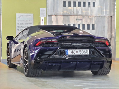 صورة 3 لـ 2023 Lamborghini HURACAN