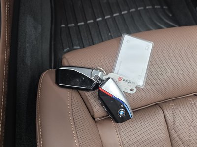2023 BMW X5 — миниатюра 23