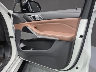 2023 BMW X5 — миниатюра 14
