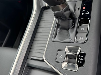 2025 Lexus GX photo 30