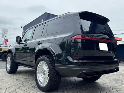 2025 Lexus GX photo 7