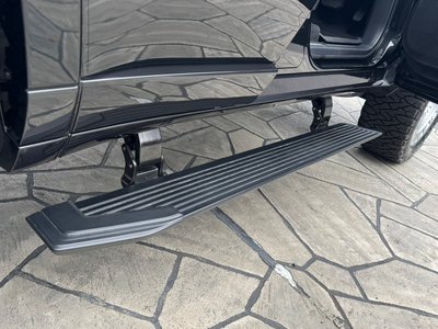 2025 Lexus GX thumbnail 14