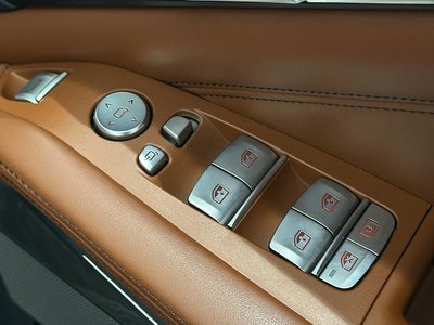 2023 BMW X7 — миниатюра 18
