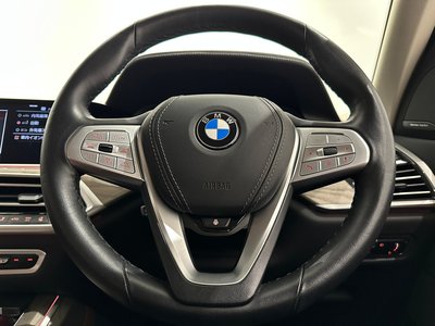 2023 BMW X7 — миниатюра 28