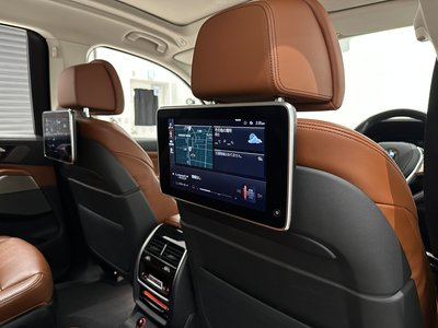2023 BMW X7 — миниатюра 43
