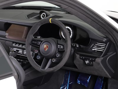 PORSCHE 911 - 7