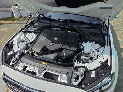 MERCEDES-BENZ E-CLASS - 7