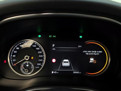 2023 Genesis GV80 thumbnail 11
