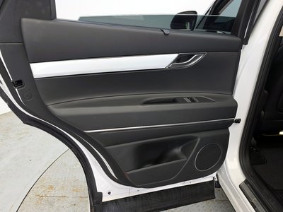 2023 Genesis GV80 thumbnail 15