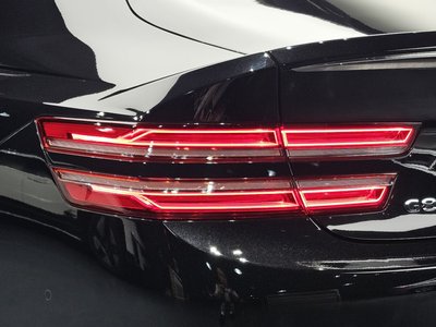 GENESIS G80 (RG3) - 10
