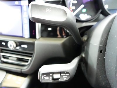 2025 Porsche MACAN 缩略图 48
