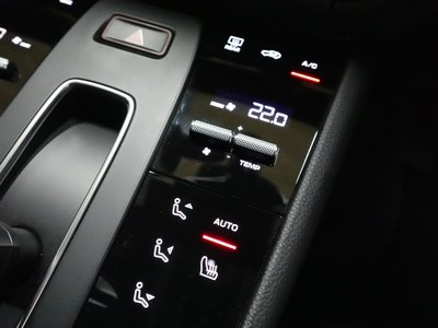 2025 Porsche MACAN 缩略图 43