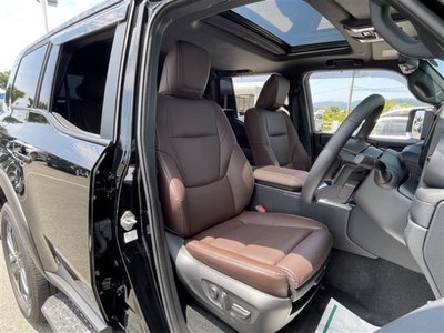 2025 Toyota LAND CRUISER 250 thumbnail 24