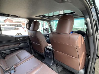 2025 Toyota LAND CRUISER 250 thumbnail 26
