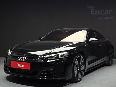 AUDI E-TRON GT - 1