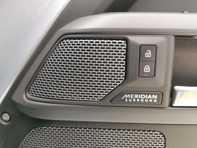 2023 LAND Rover DEFENDER — миниатюра 11