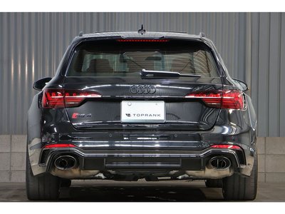 صورة 10 لـ 2021 AUDI RS4 AVANT