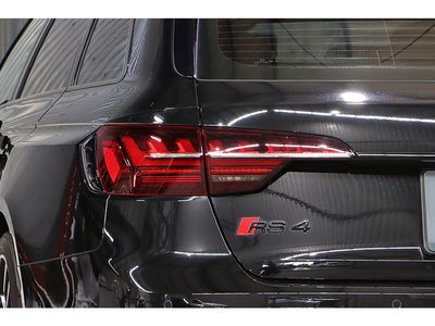 صورة مصغرة 32 لـ 2021 AUDI RS4 AVANT