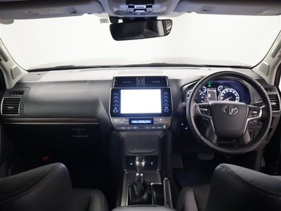 TOYOTA LAND CRUISER PRADO - 5