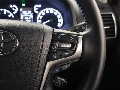 TOYOTA LAND CRUISER PRADO - 8