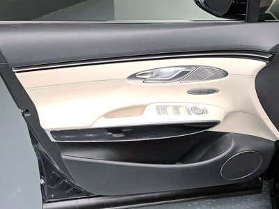 2021 Genesis GV70 thumbnail 14