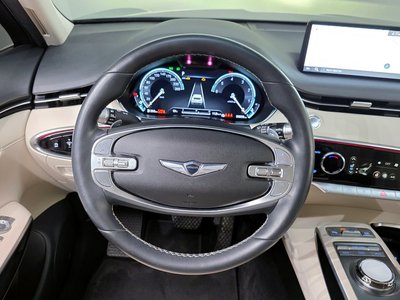 2021 Genesis GV70 thumbnail 19