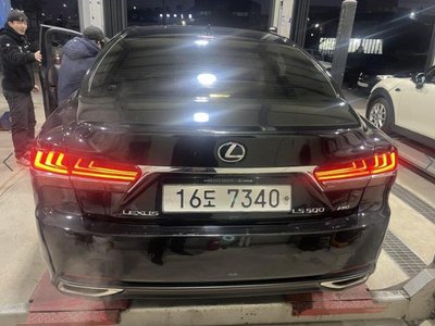 LEXUS LS - 4