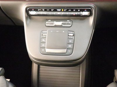 2024 Mercedes-BENZ V-CLASS 缩略图 18
