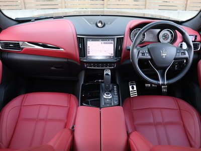 MASERATI LEVANTE - 3