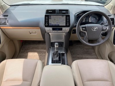 TOYOTA LAND CRUISER - 2