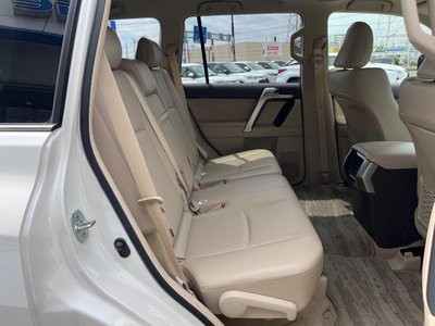 TOYOTA LAND CRUISER - 9