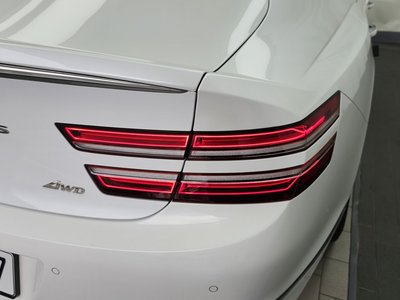 GENESIS G80 (RG3) - 10