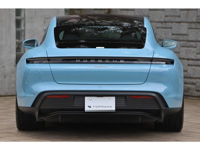 2022 Porsche TAYCAN thumbnail 20