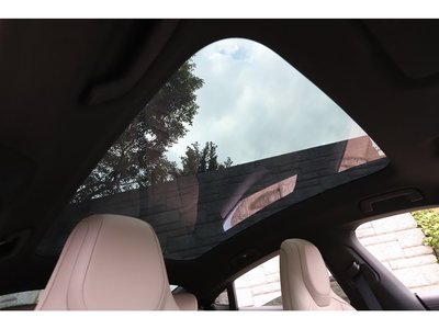 2022 Porsche TAYCAN thumbnail 13