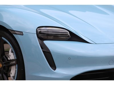 2022 Porsche TAYCAN thumbnail 29