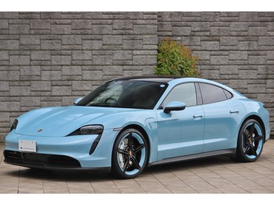 2022 Porsche TAYCAN thumbnail 24