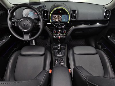 MINI COUNTRYMAN - 5