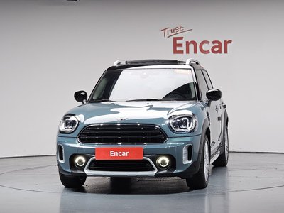 MINI COUNTRYMAN - 3