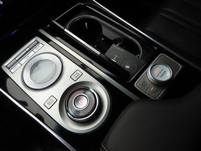 GENESIS GV80 - 10