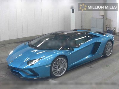 LAMBORGHINI AVENTADOR - 4