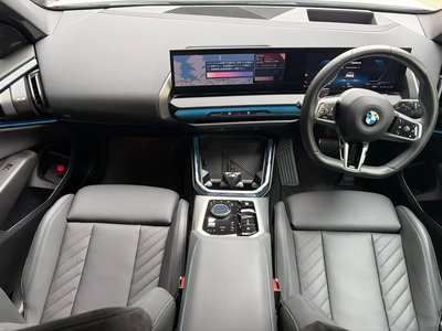2024 BMW X3 photo 3