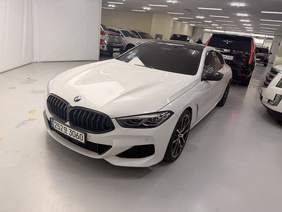 BMW 8 SERIES - 1