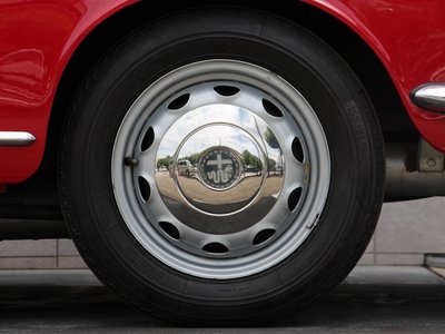 1966 ALFA Romeo JULIETTA 照片 9
