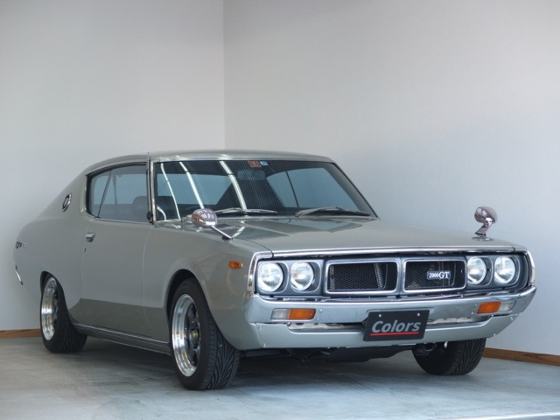 NISSAN SKYLINE COUPE - View 1